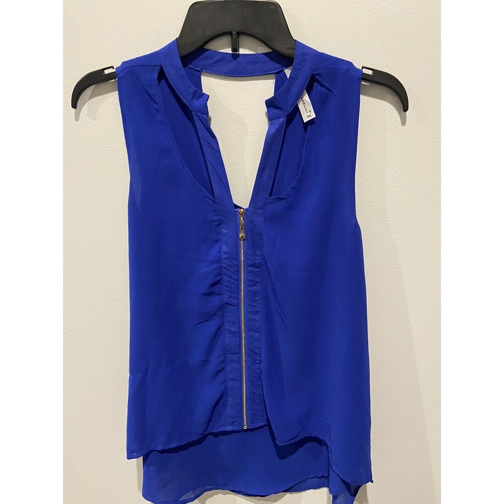 New, Icon Apparel, Ladies, Sleeveless (Blue) Casual Dress Shirt. Size- Medium